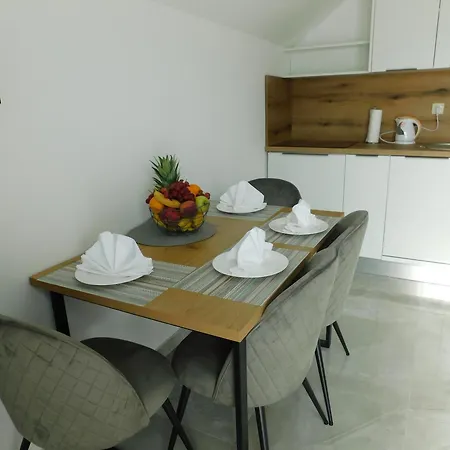 Apartman Nativis Otočac Exterior foto
